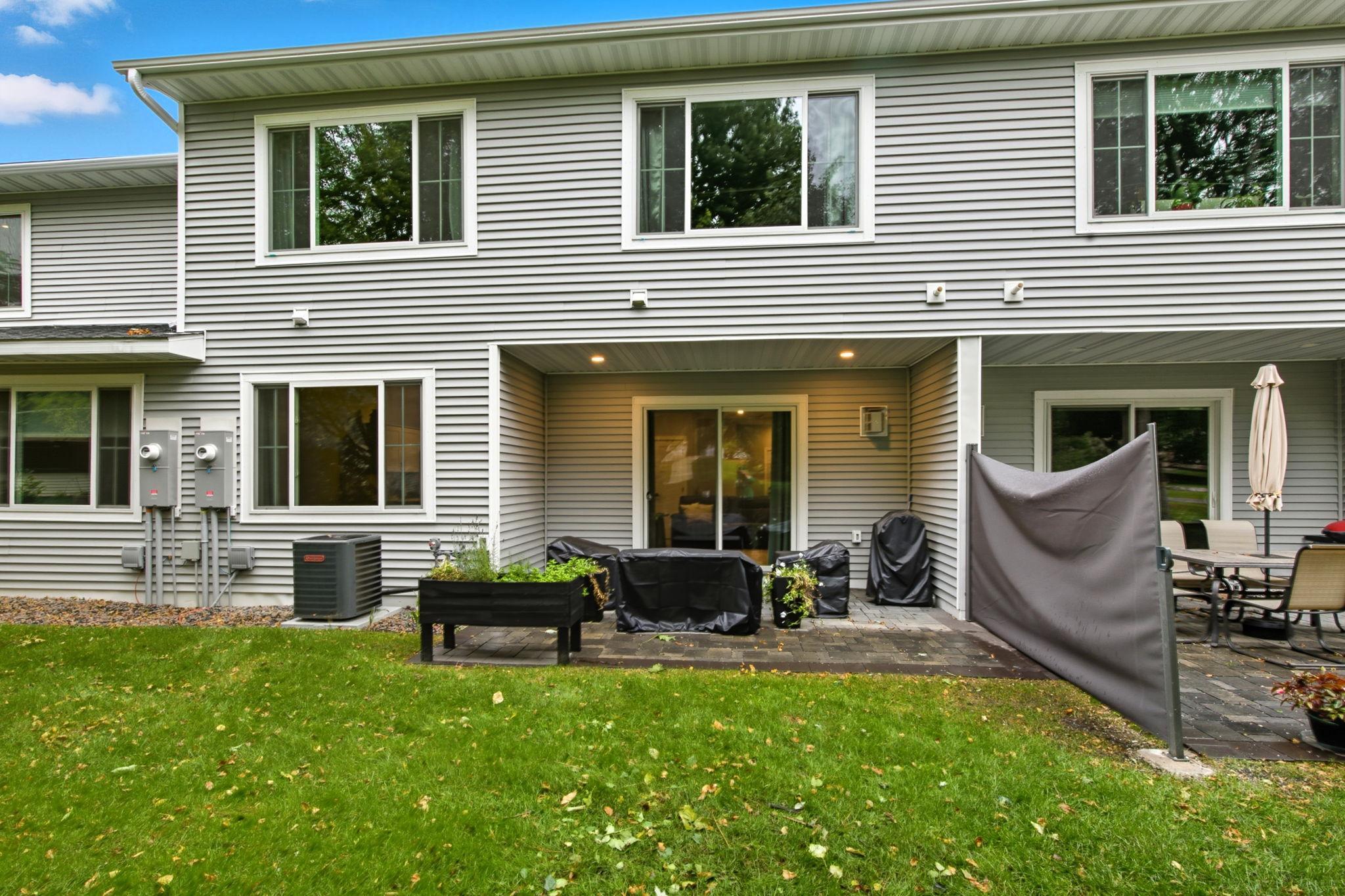 324 Martinson Boulevard Property Photo 24