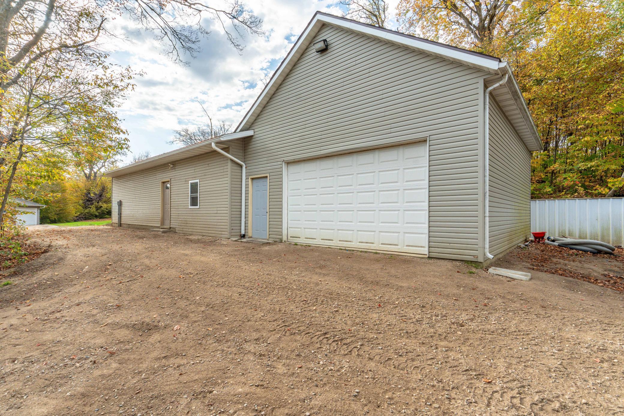 33003 County Hwy 27 Property Photo 6