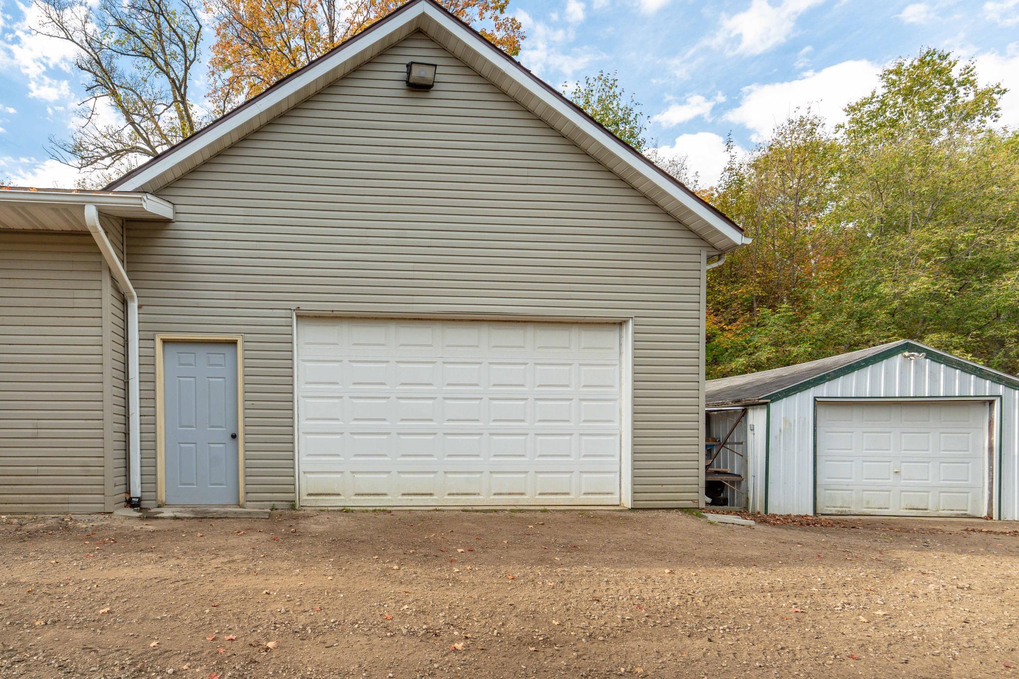 33003 County Hwy 27 Property Photo 7