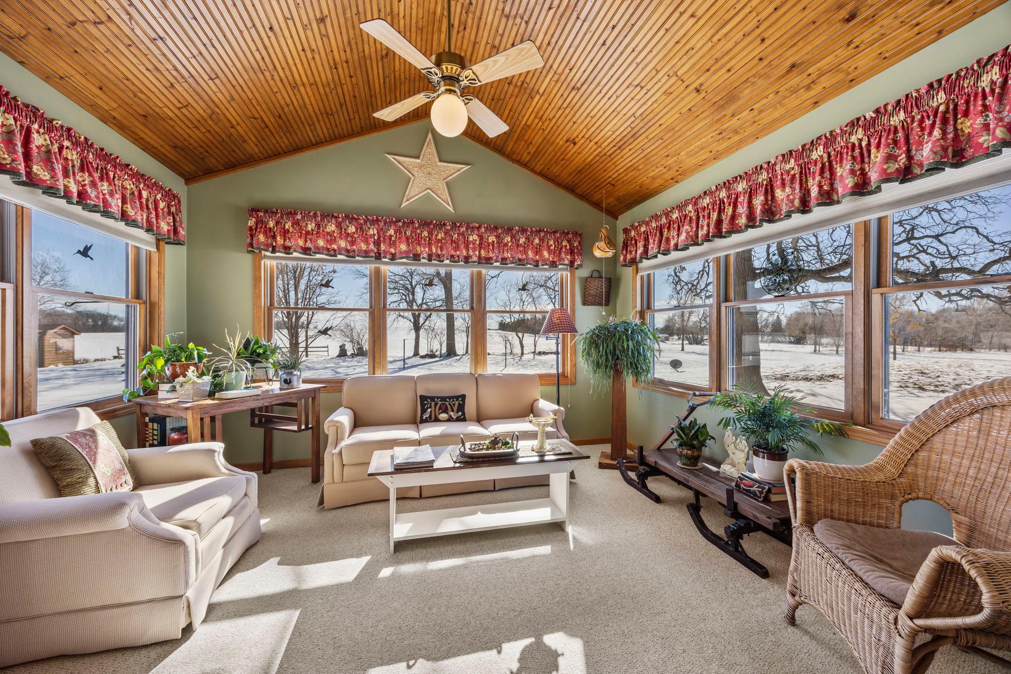 11297 220th Street Property Photo 15