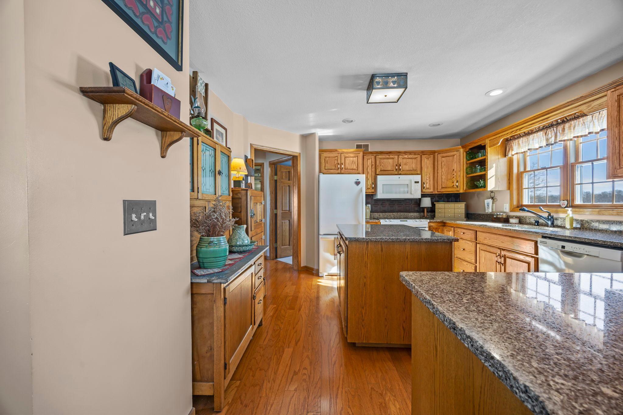 11297 220th Street Property Photo 17