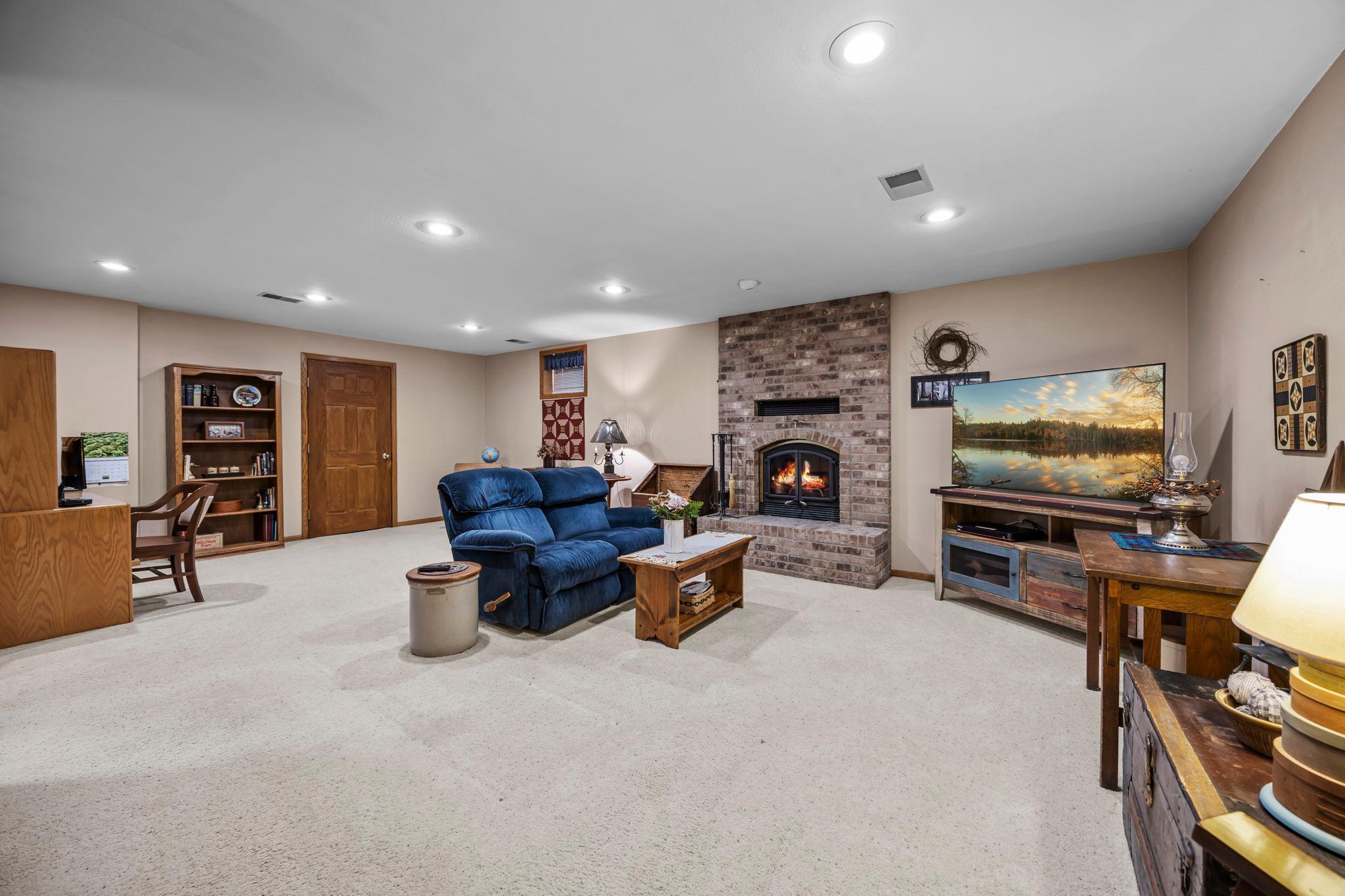 11297 220th Street Property Photo 41