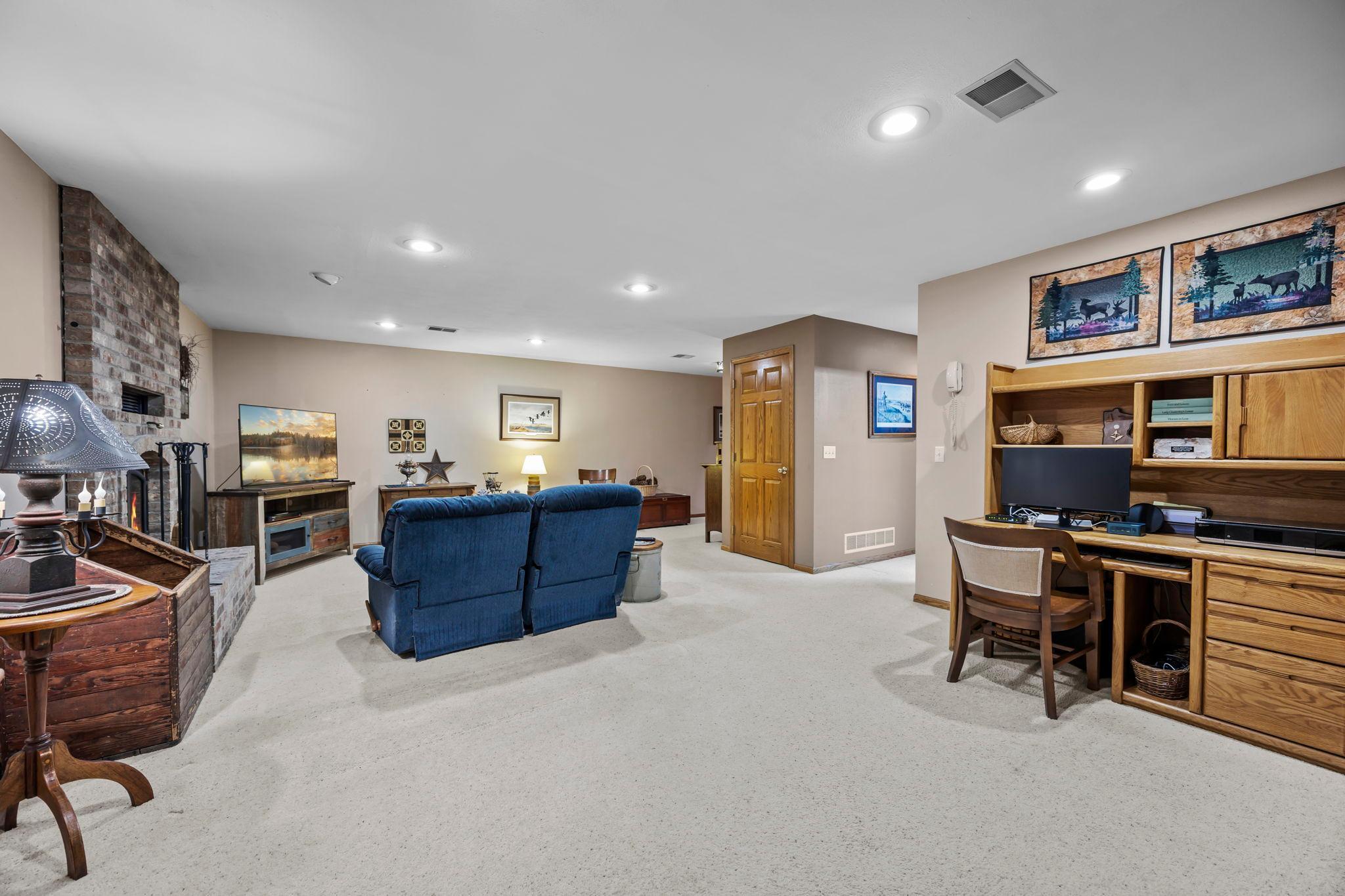 11297 220th Street Property Photo 44