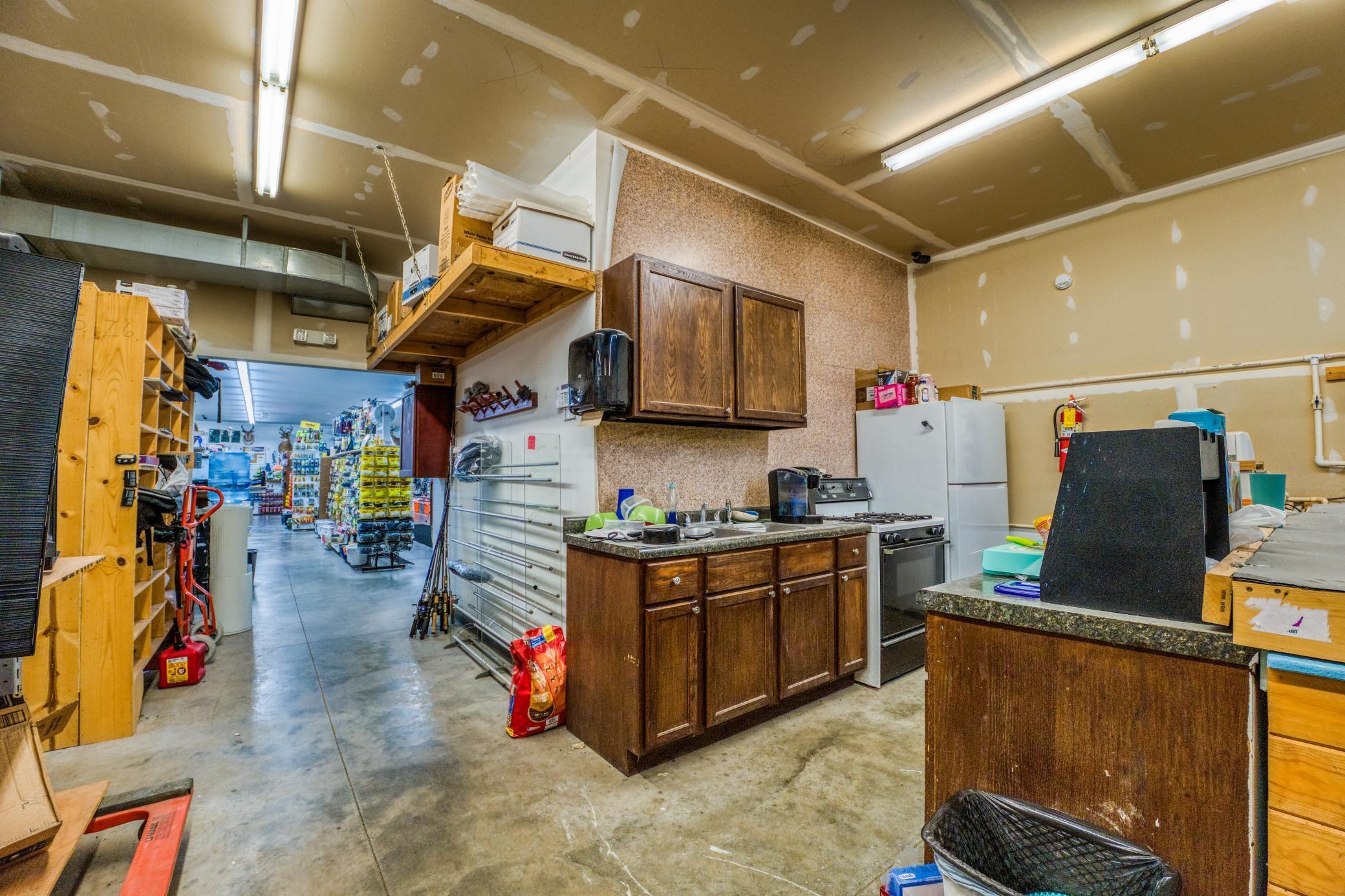 6213 Lower Cass Frontage Road Property Photo 17