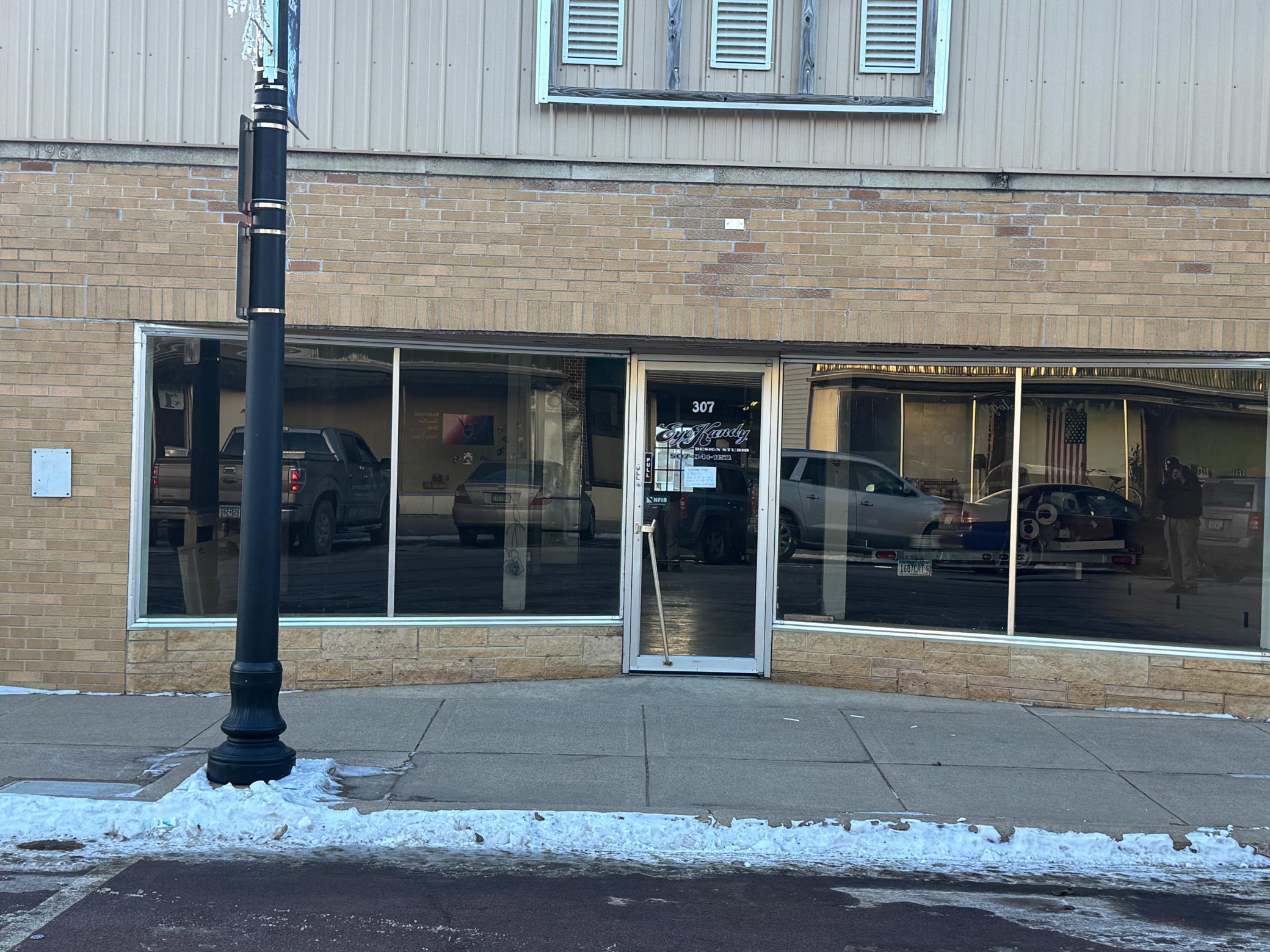 307 2nd Street Property Photo 1