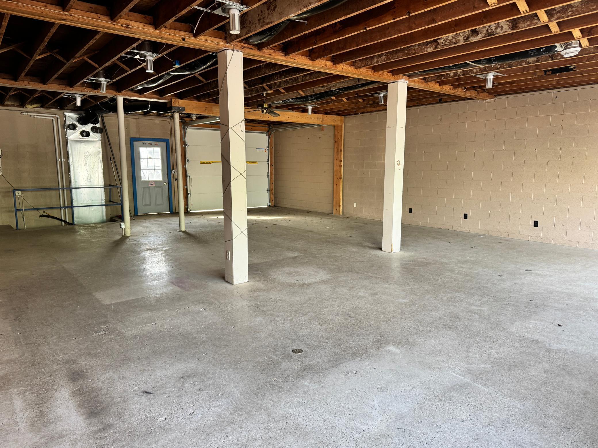 307 2nd Street Property Photo 4
