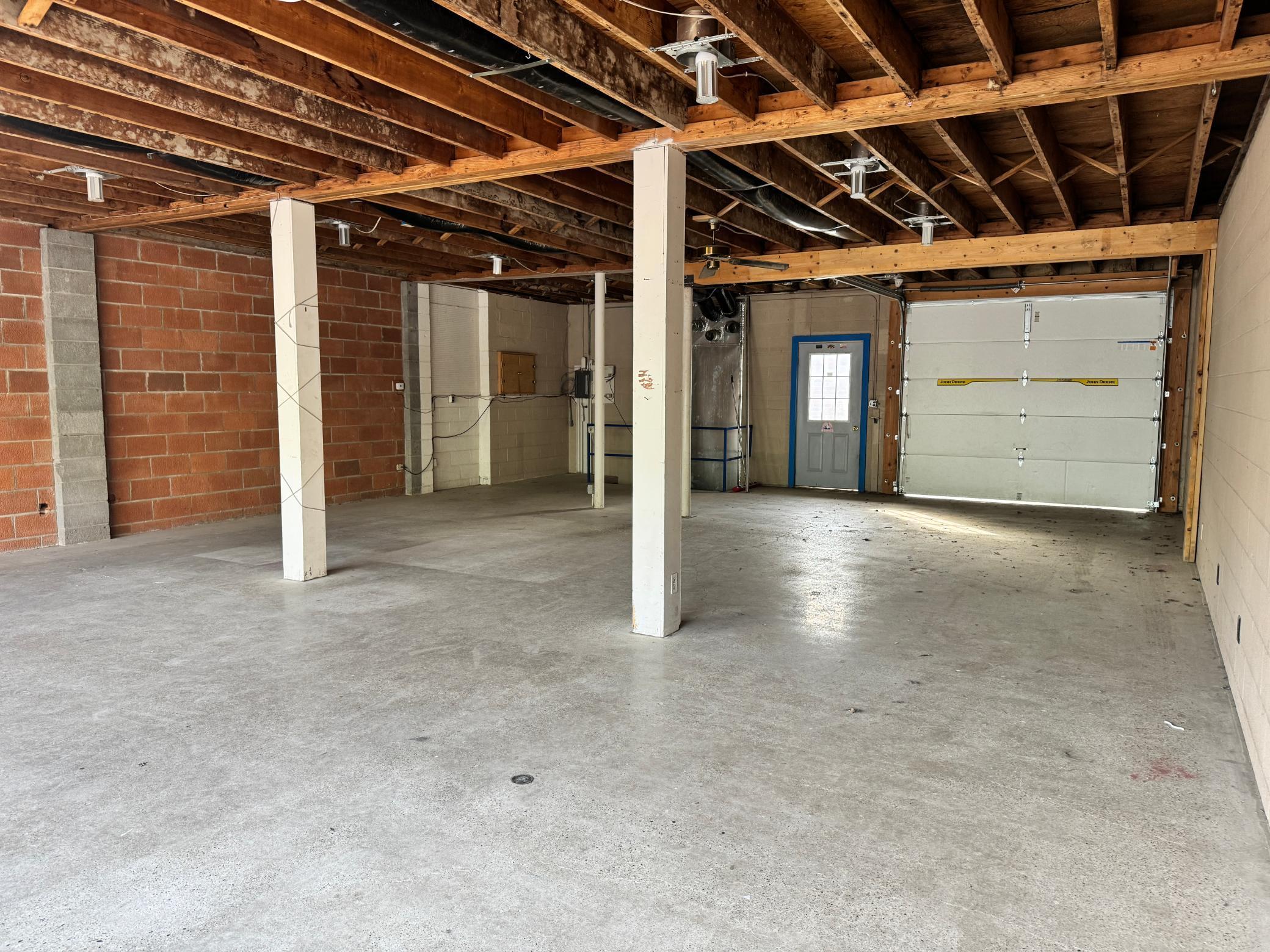 307 2nd Street Property Photo 7