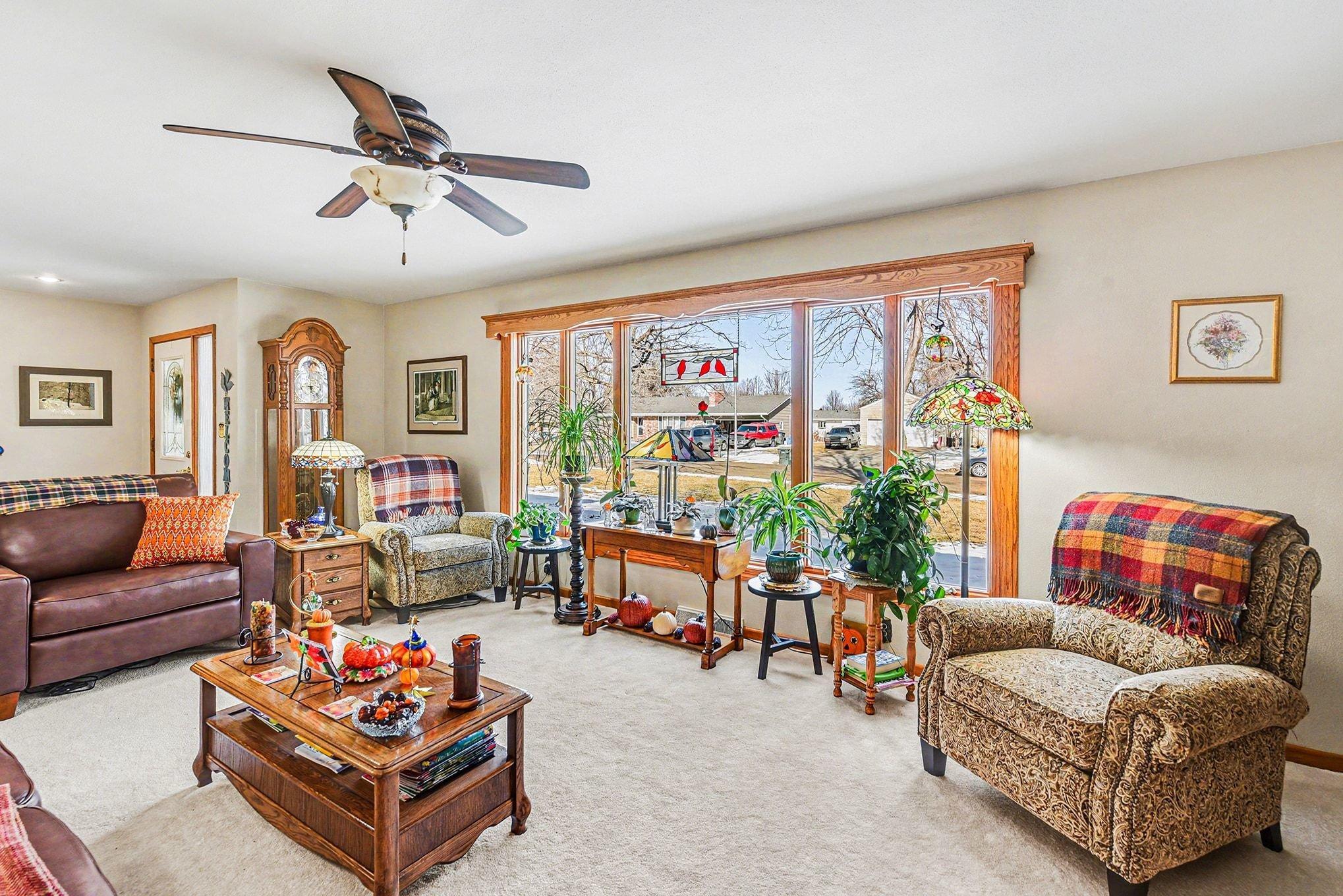 417 S Fairview Drive Property Photo 4
