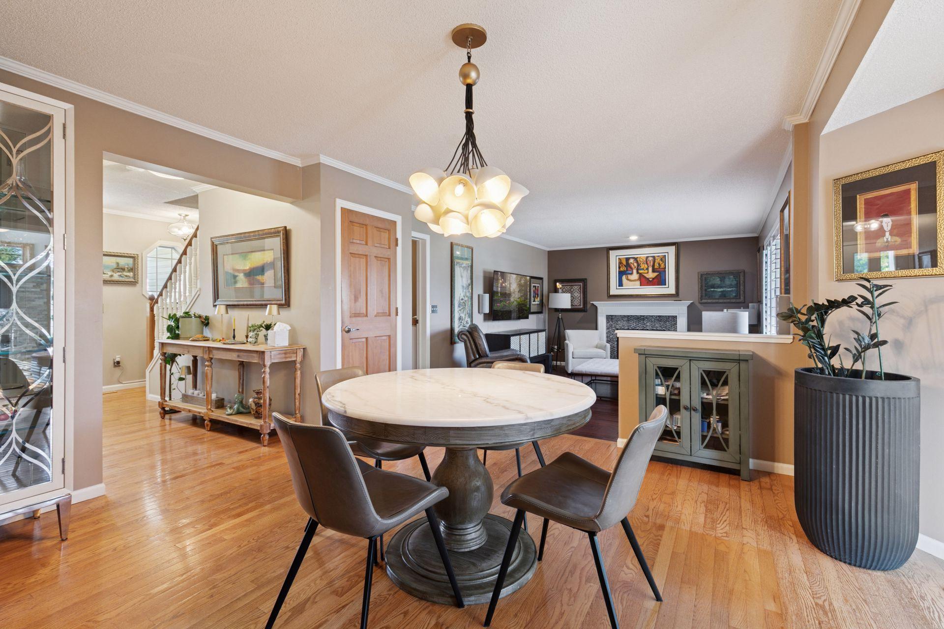 6081 N Ridge Drive Property Photo 13