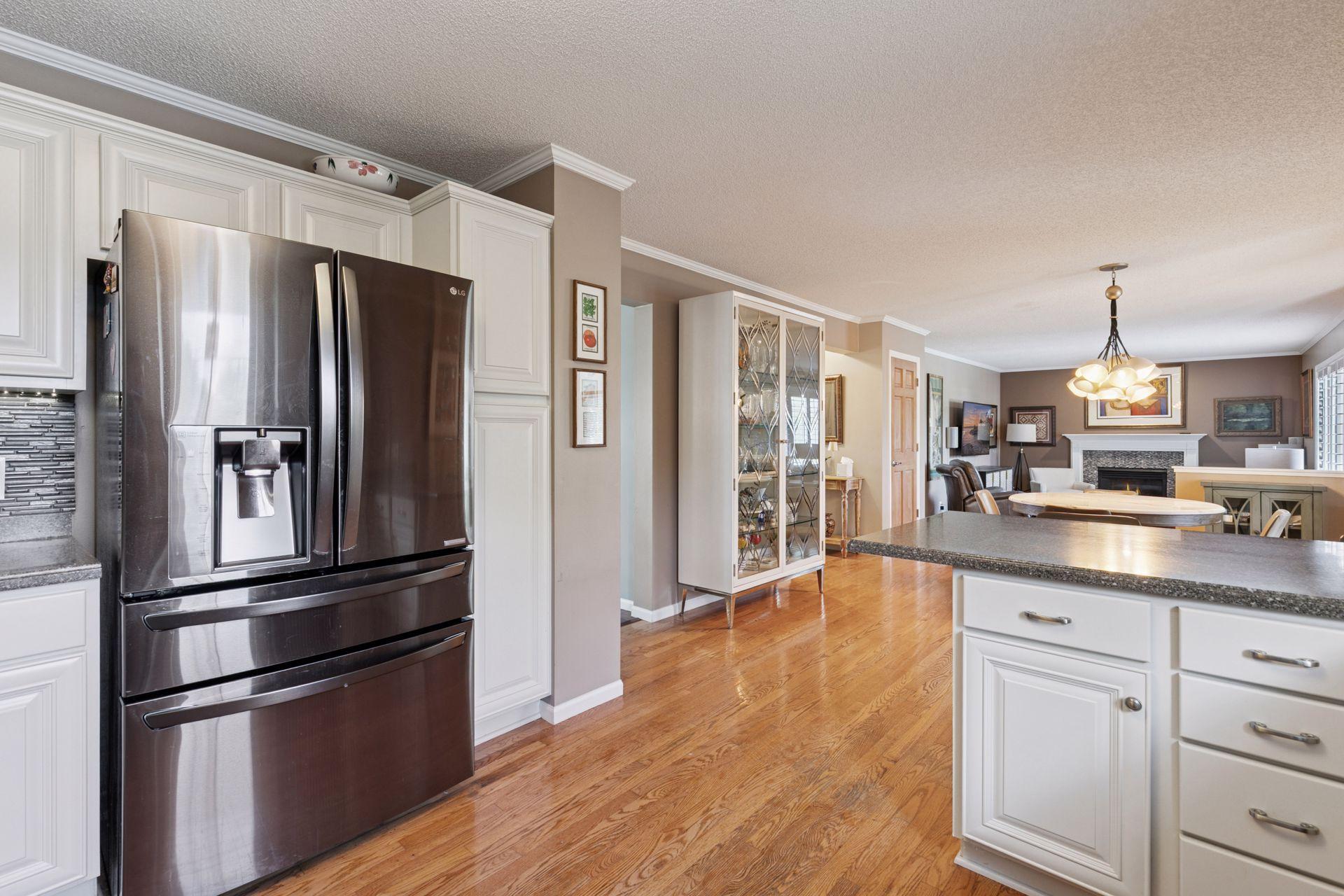 6081 N Ridge Drive Property Photo 16