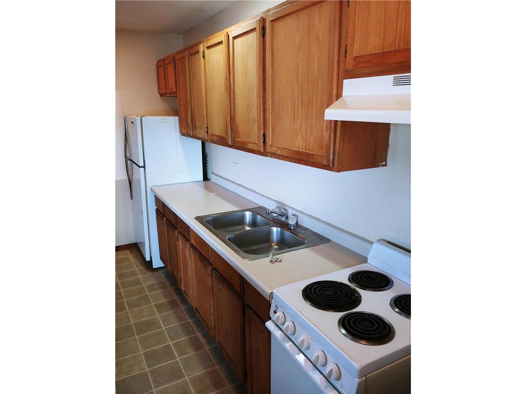 905 E 5th Street Property Photo 12