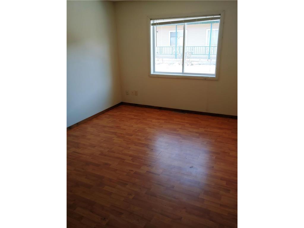 905 E 5th Street Property Photo 15