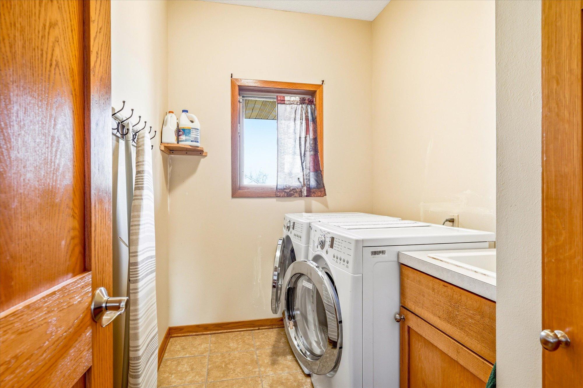 4945 382nd Drive Property Photo 16