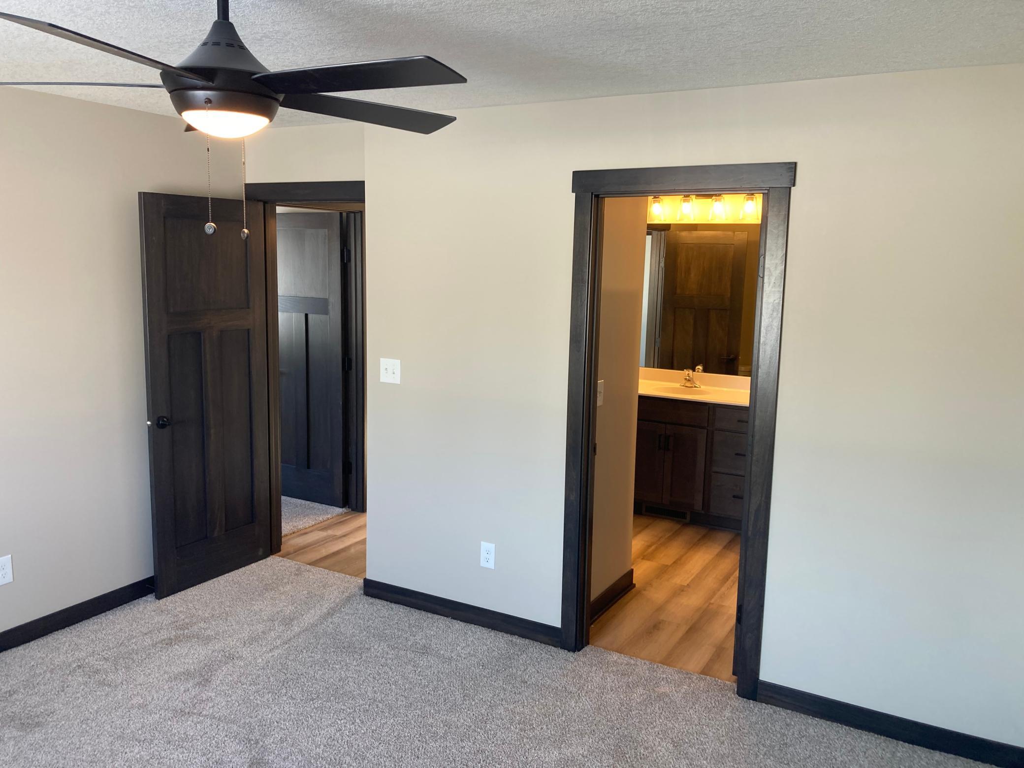 705 State Street Property Photo 13