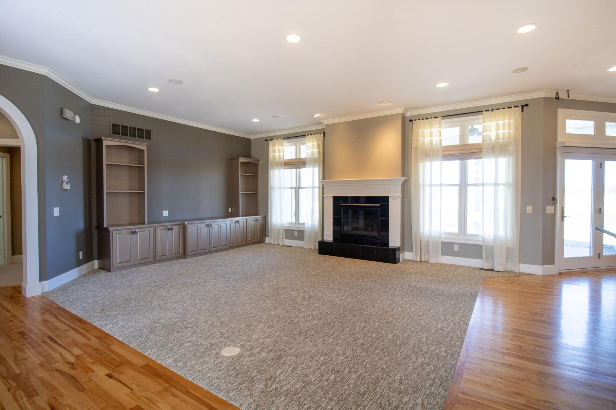 508 Vangsness Street Property Photo 4
