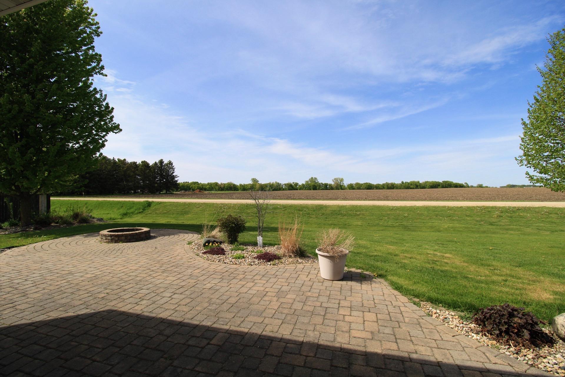 508 Vangsness Street Property Photo 35
