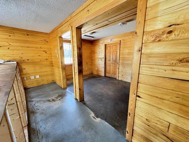 1901 County Highway H Property Photo 8
