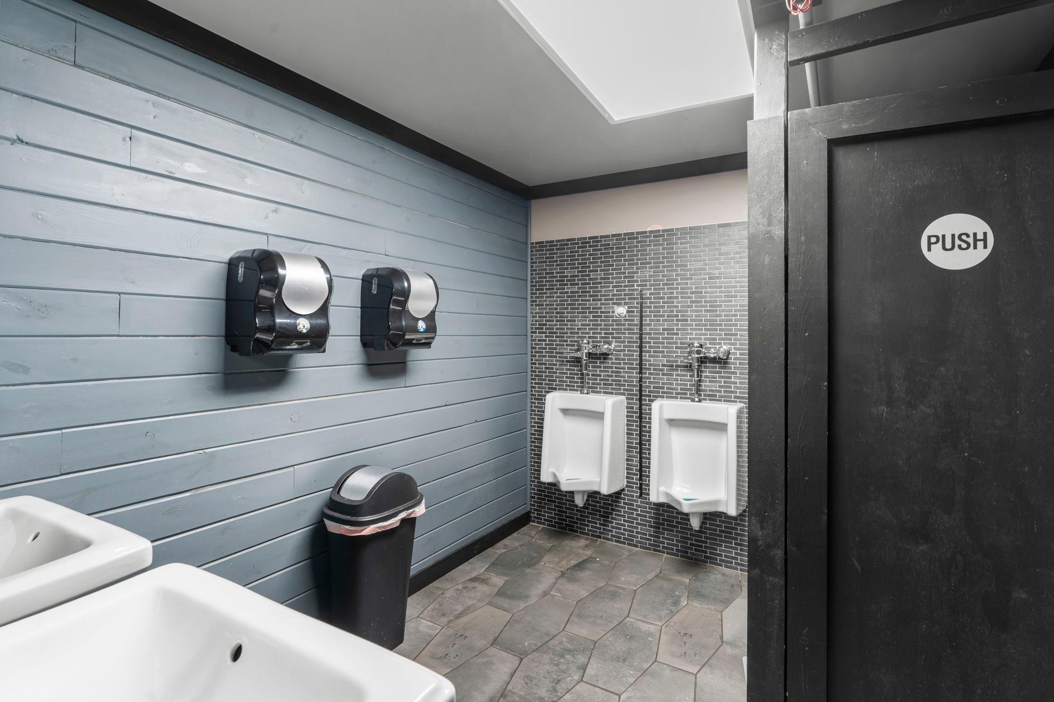 18 5th Avenue S Property Photo 27
