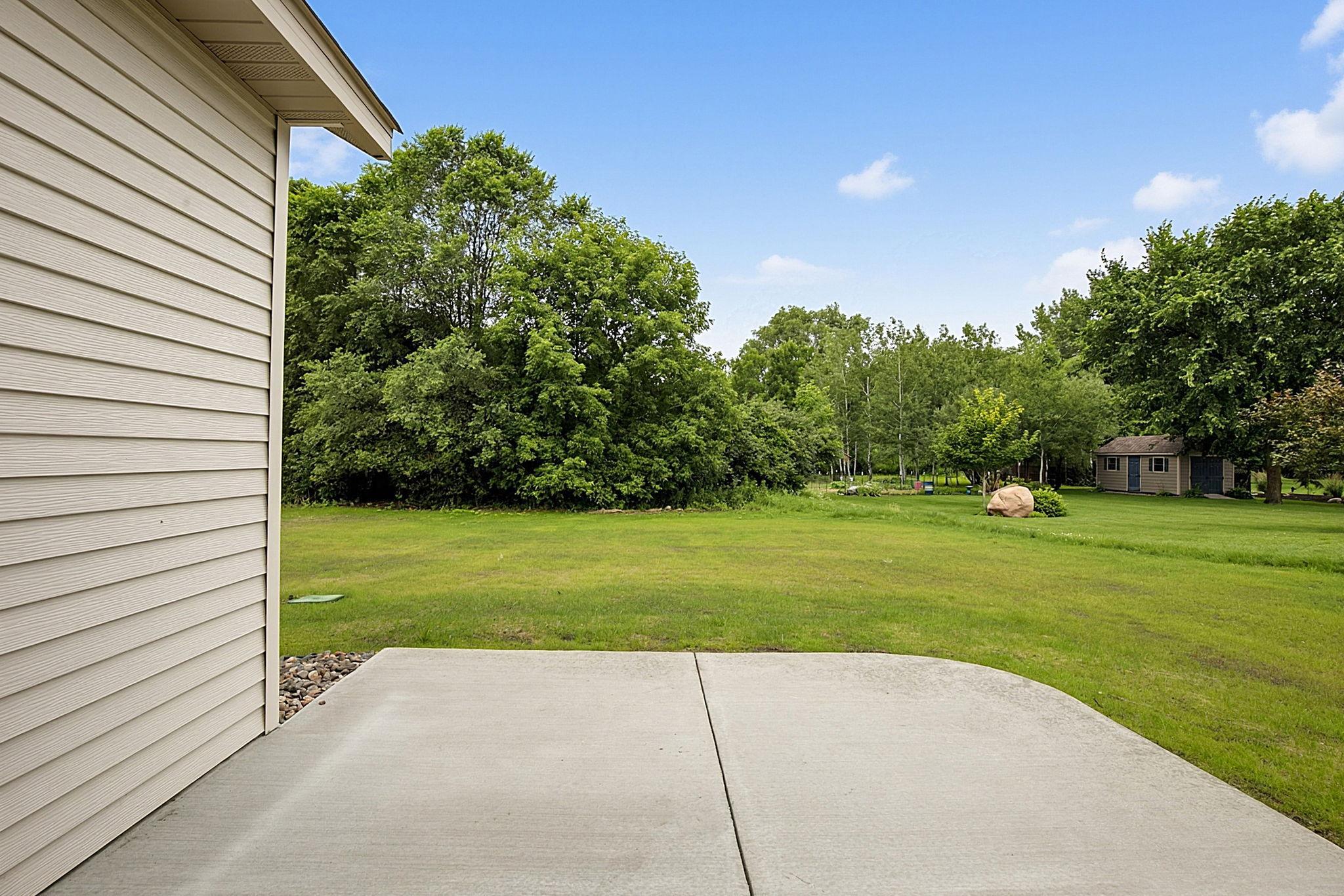 611 Brookwood Lane Property Photo 33