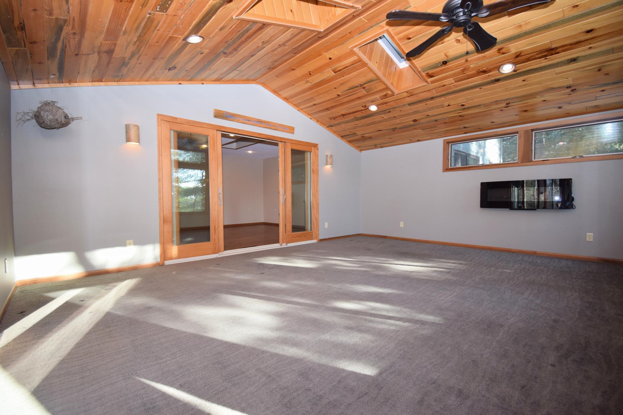 4549 Lunsman Drive Property Photo 10