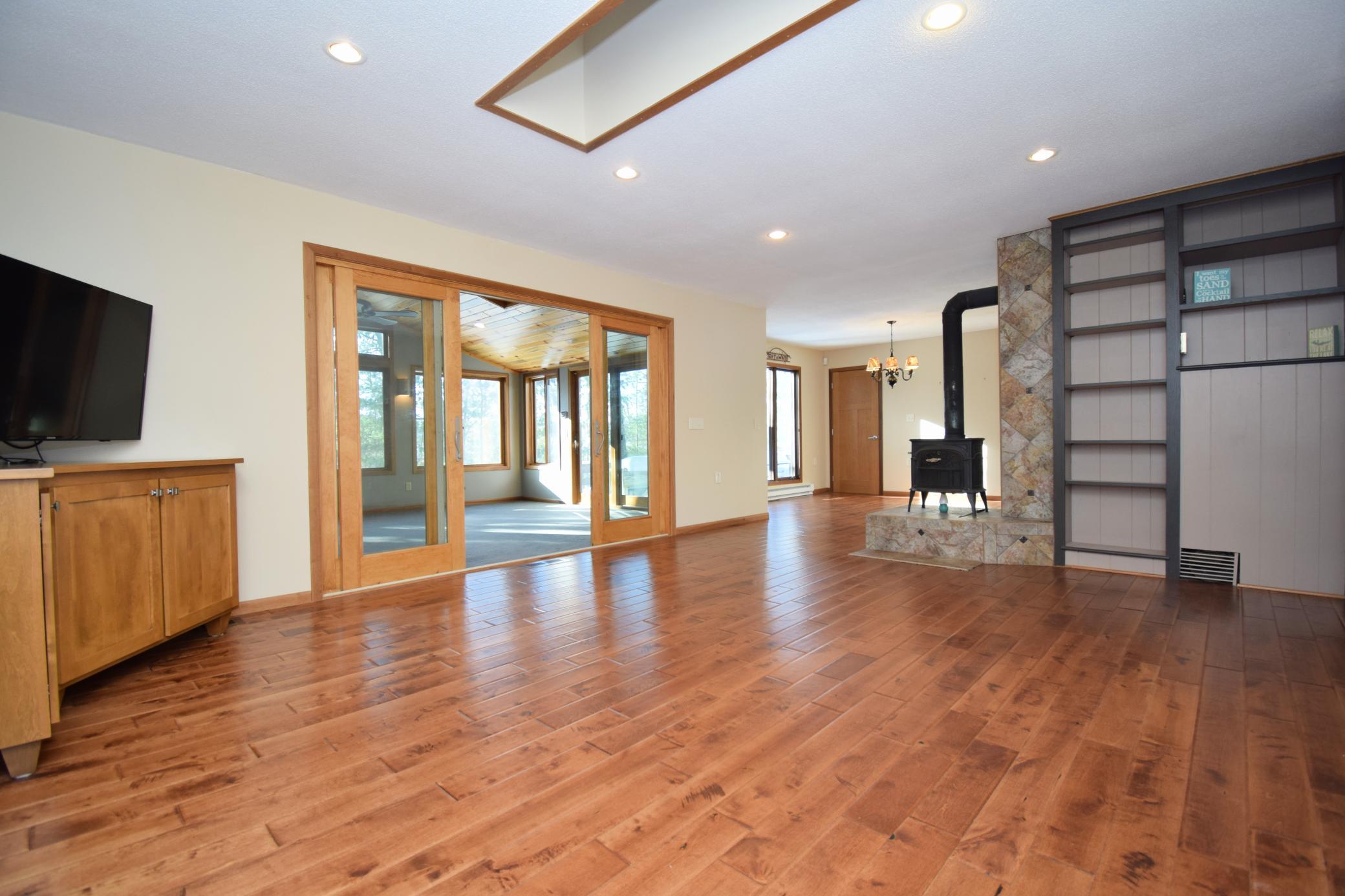 4549 Lunsman Drive Property Photo 11