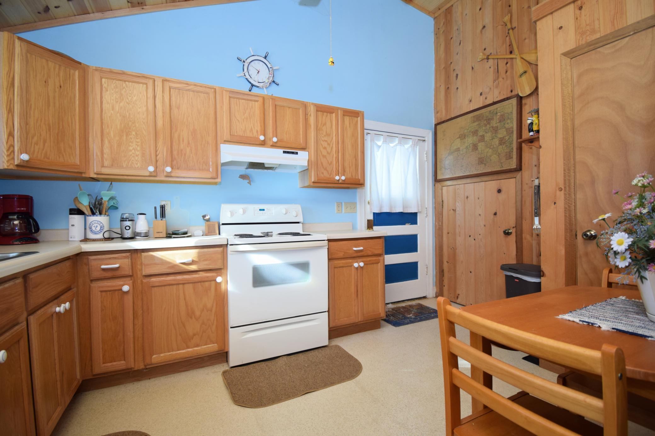 4549 Lunsman Drive Property Photo 54