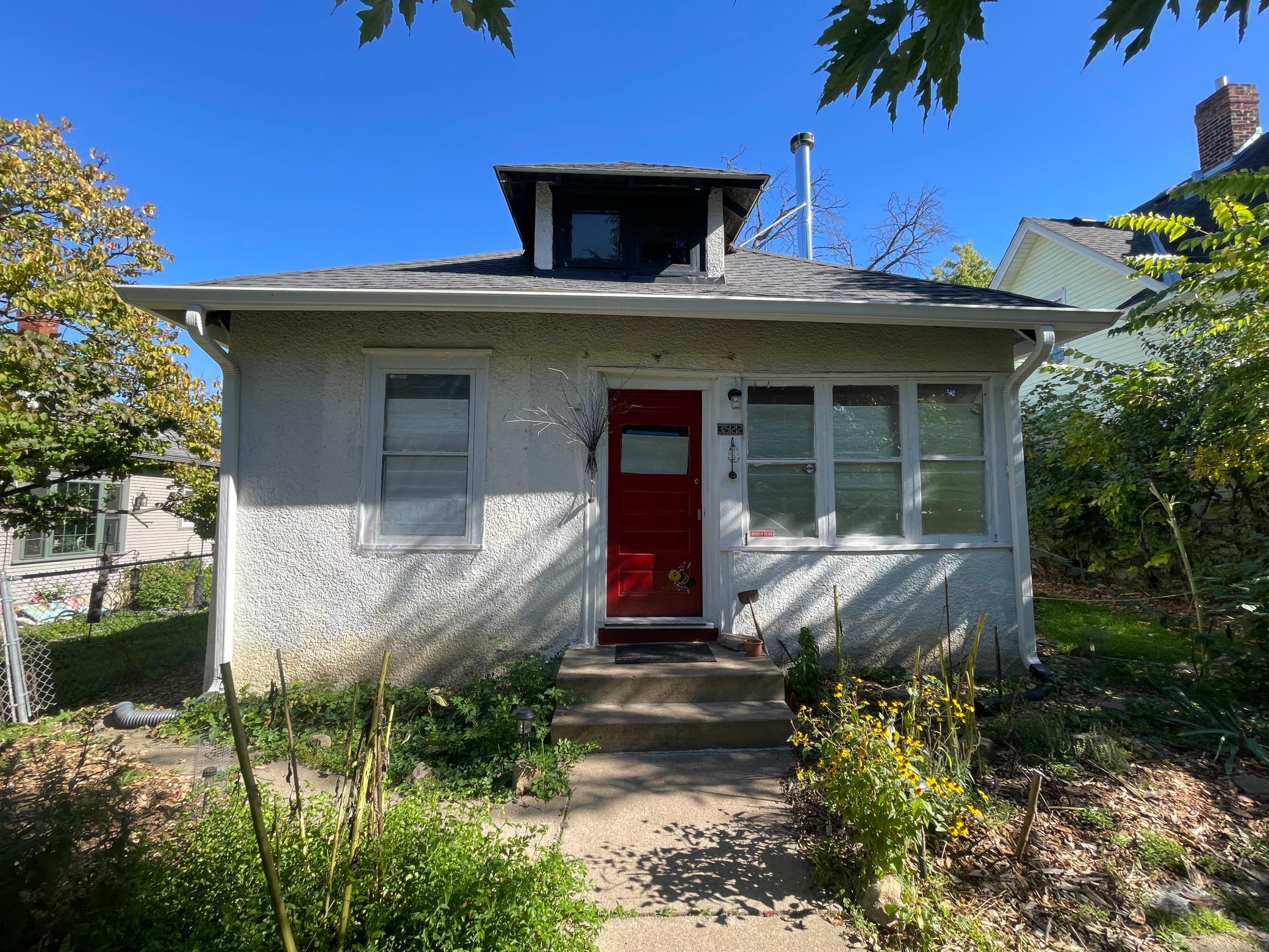 3522 Colfax Avenue N Property Photo 1