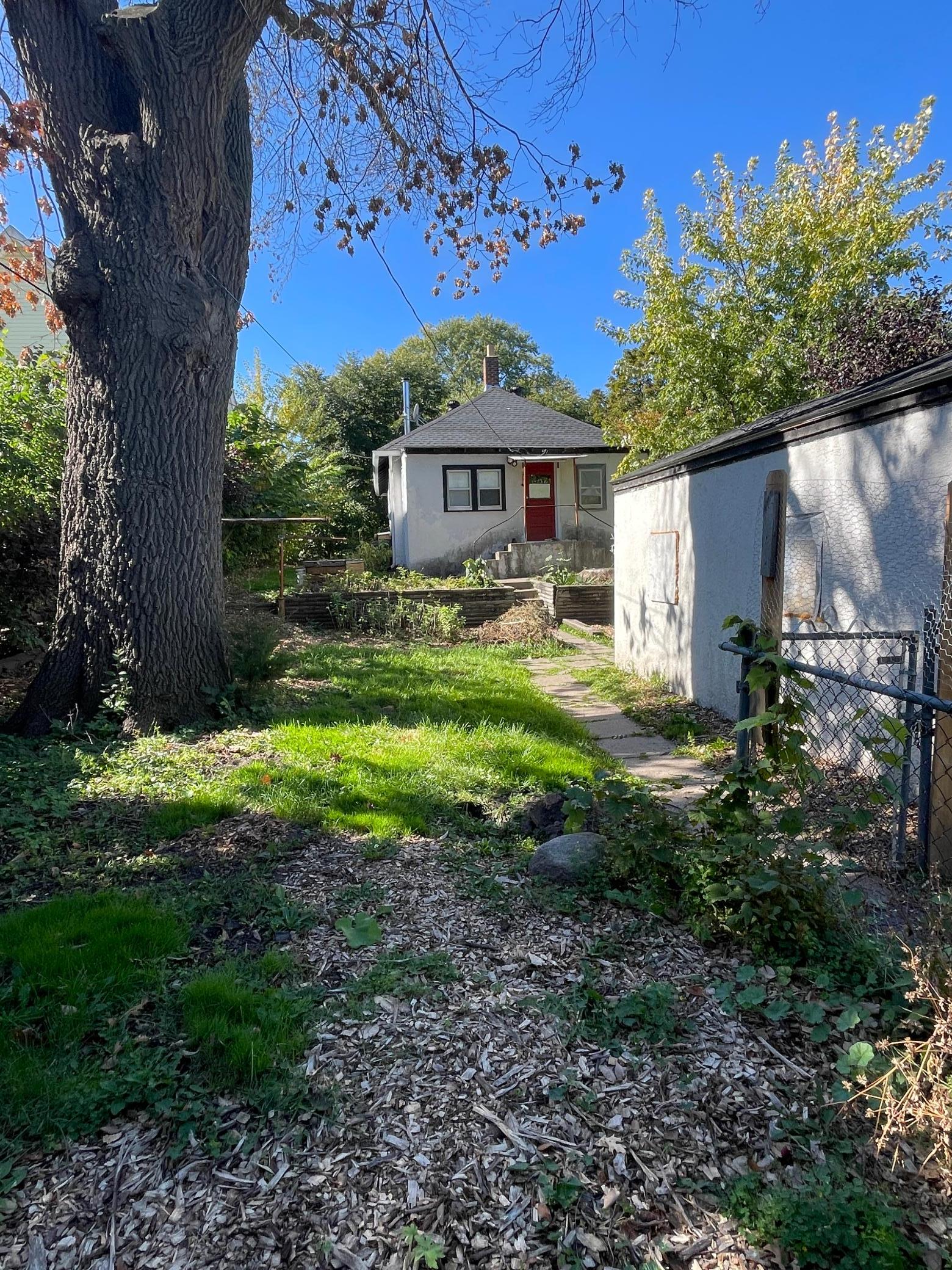 3522 Colfax Avenue N Property Photo 13