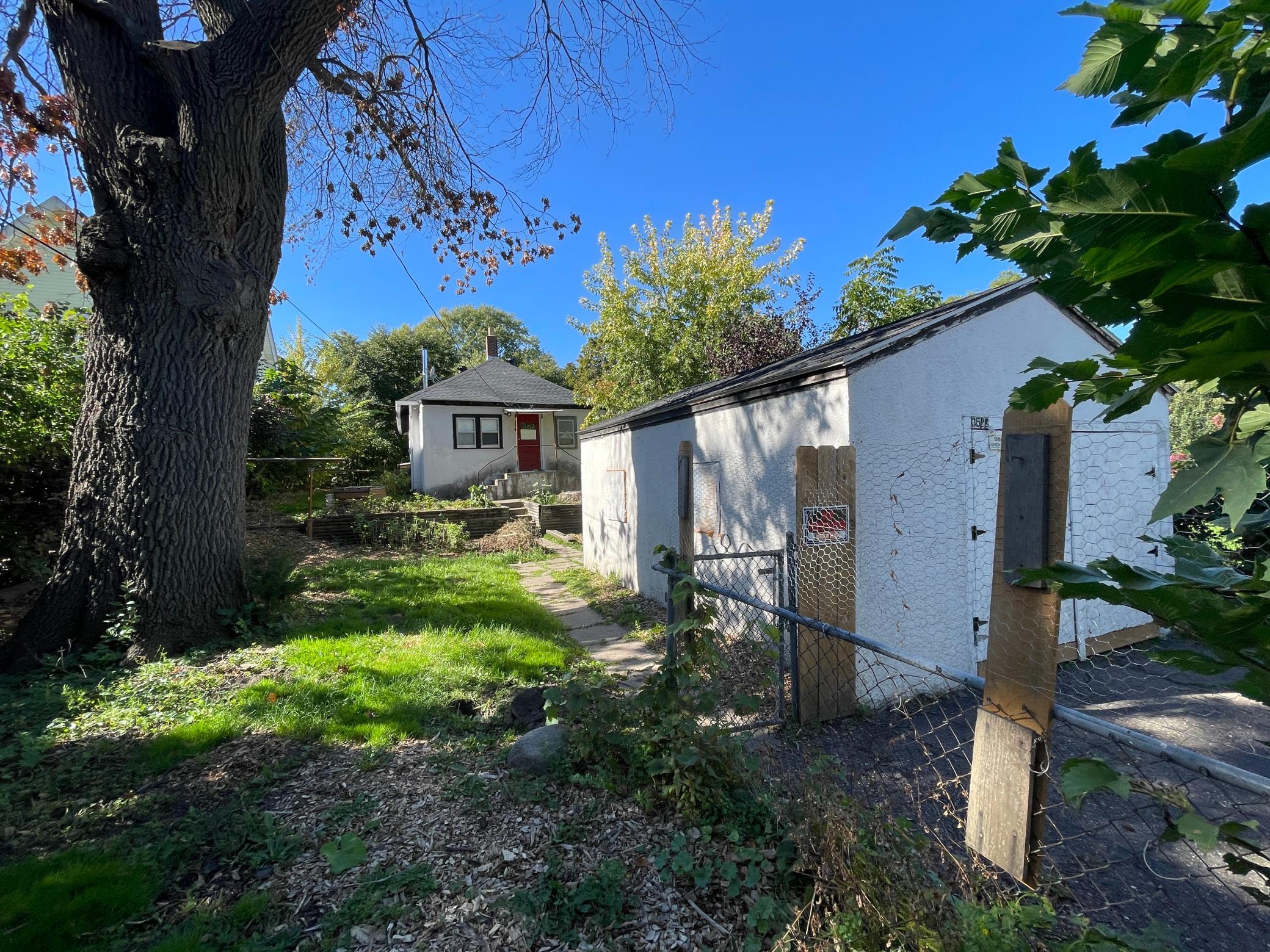 3522 Colfax Avenue N Property Photo 15
