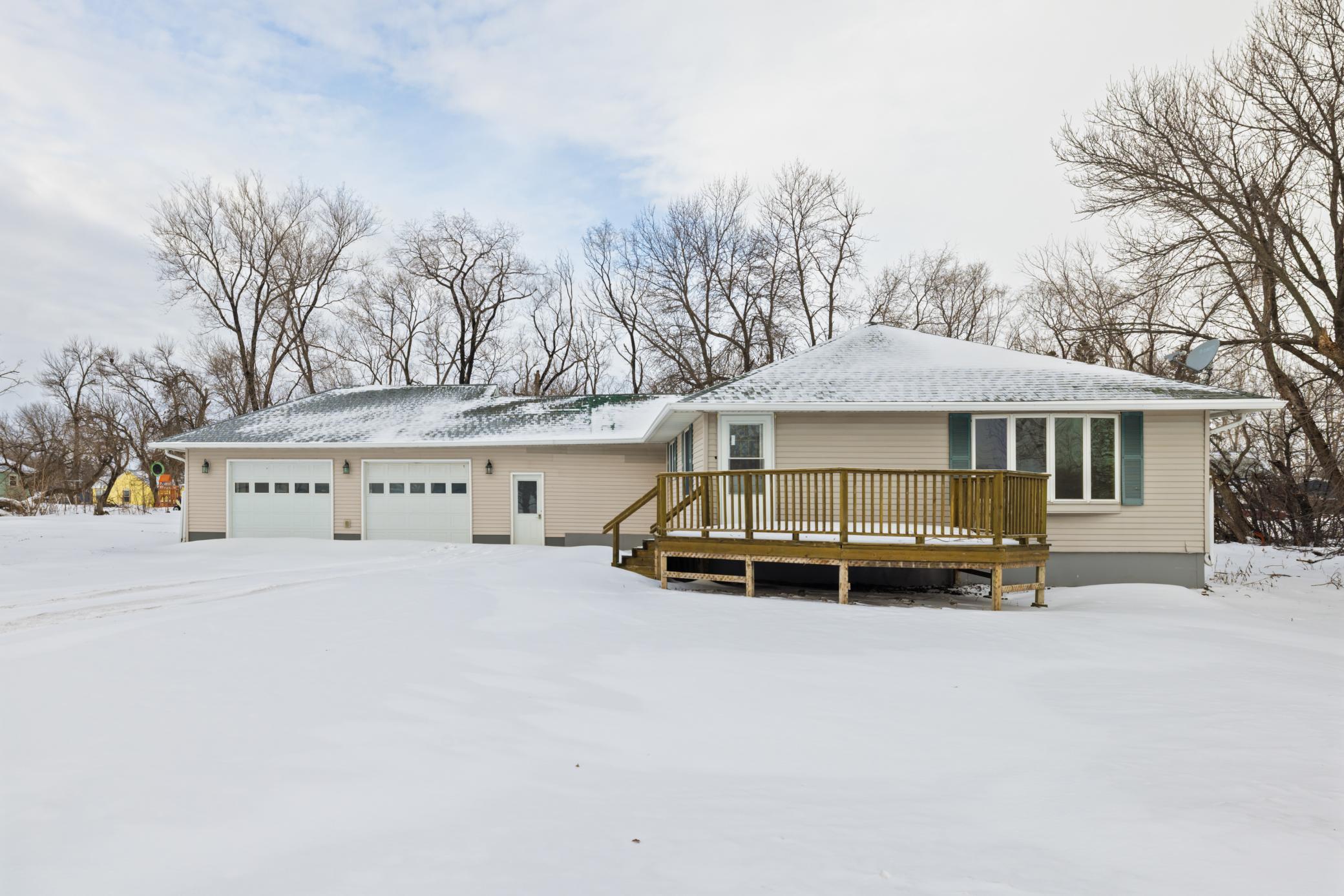 610 6th Street Property Photo 1