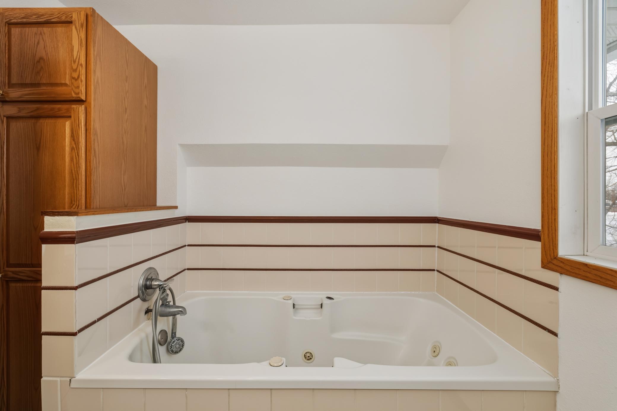 610 6th Street Property Photo 14