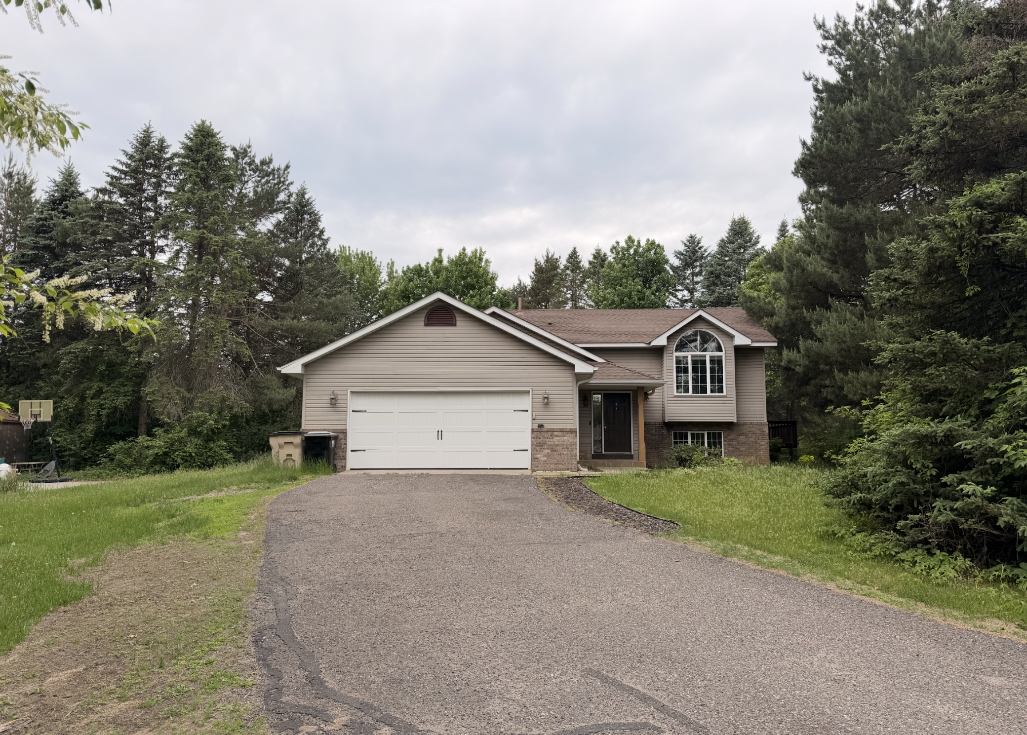 13310 Lake Place Road Property Photo