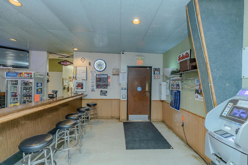 100 Jackson St. Property Photo 6