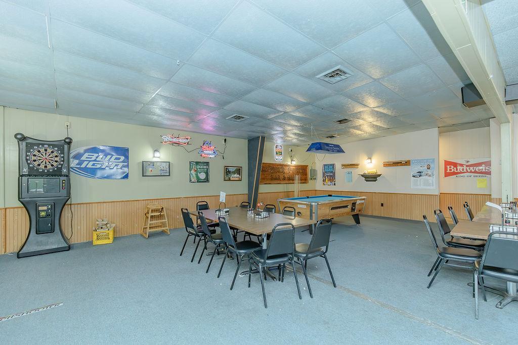 100 Jackson St. Property Photo 11