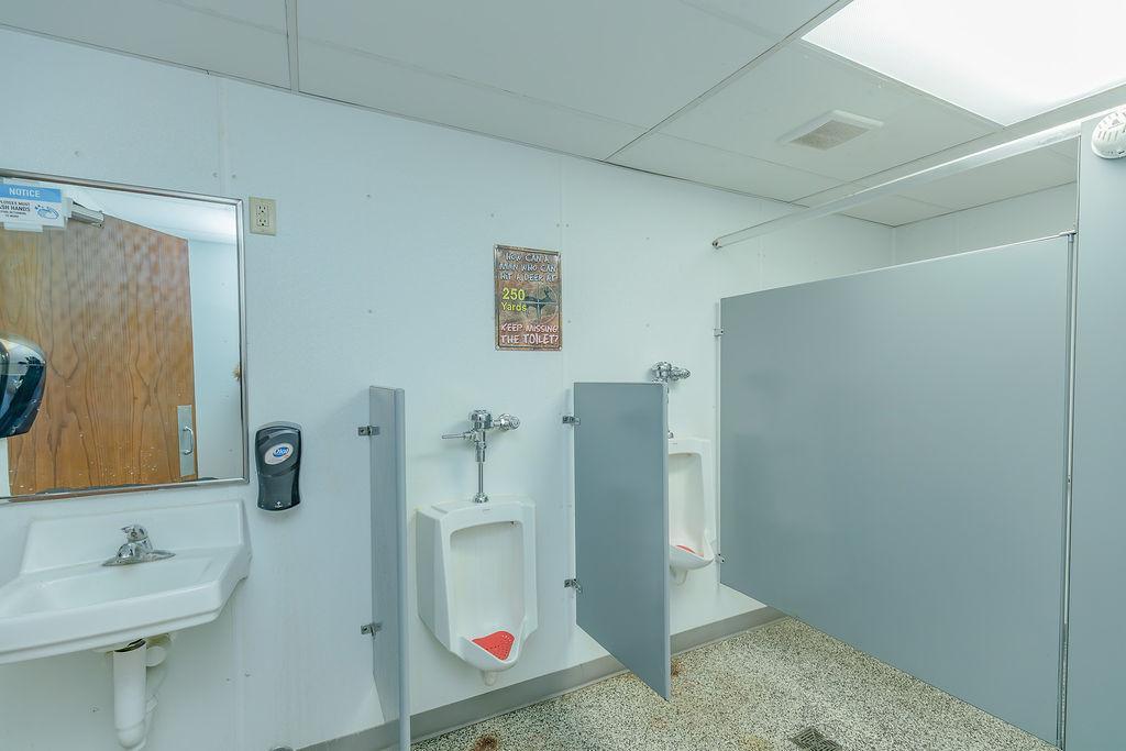100 Jackson St. Property Photo 13