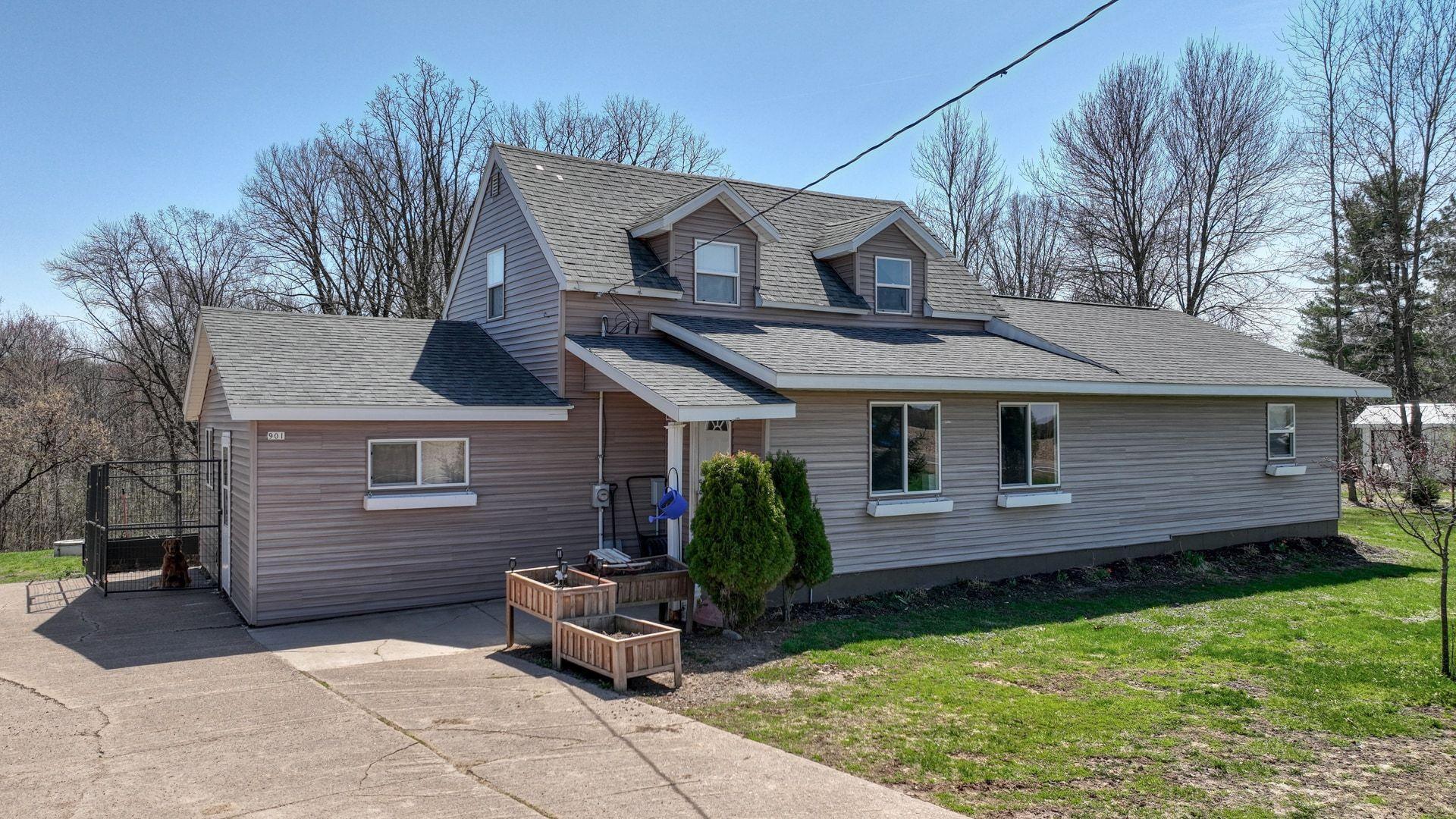 901 Riverside Drive Property Photo 16