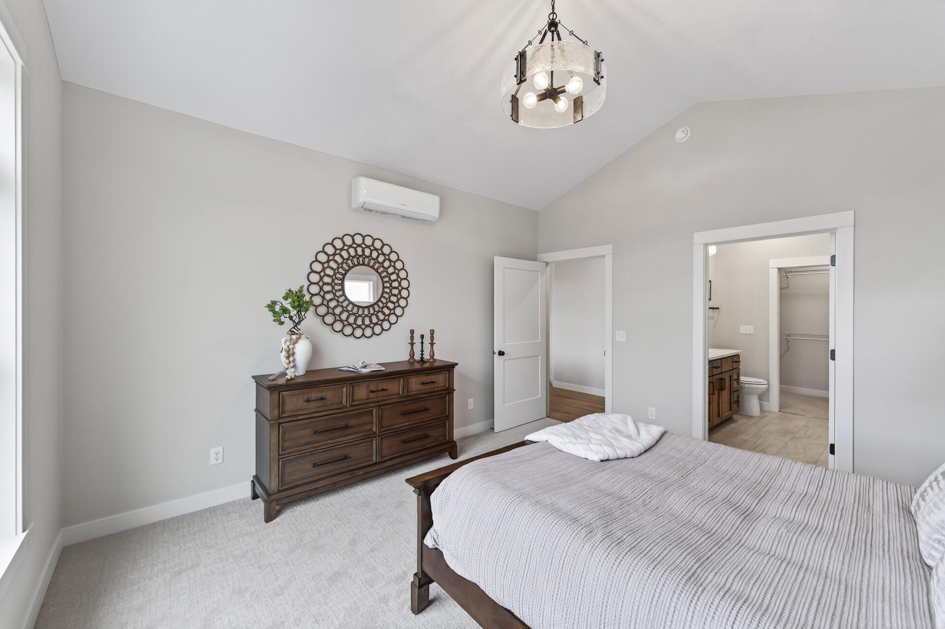 1201 Honeysuckle Lane Property Photo 25