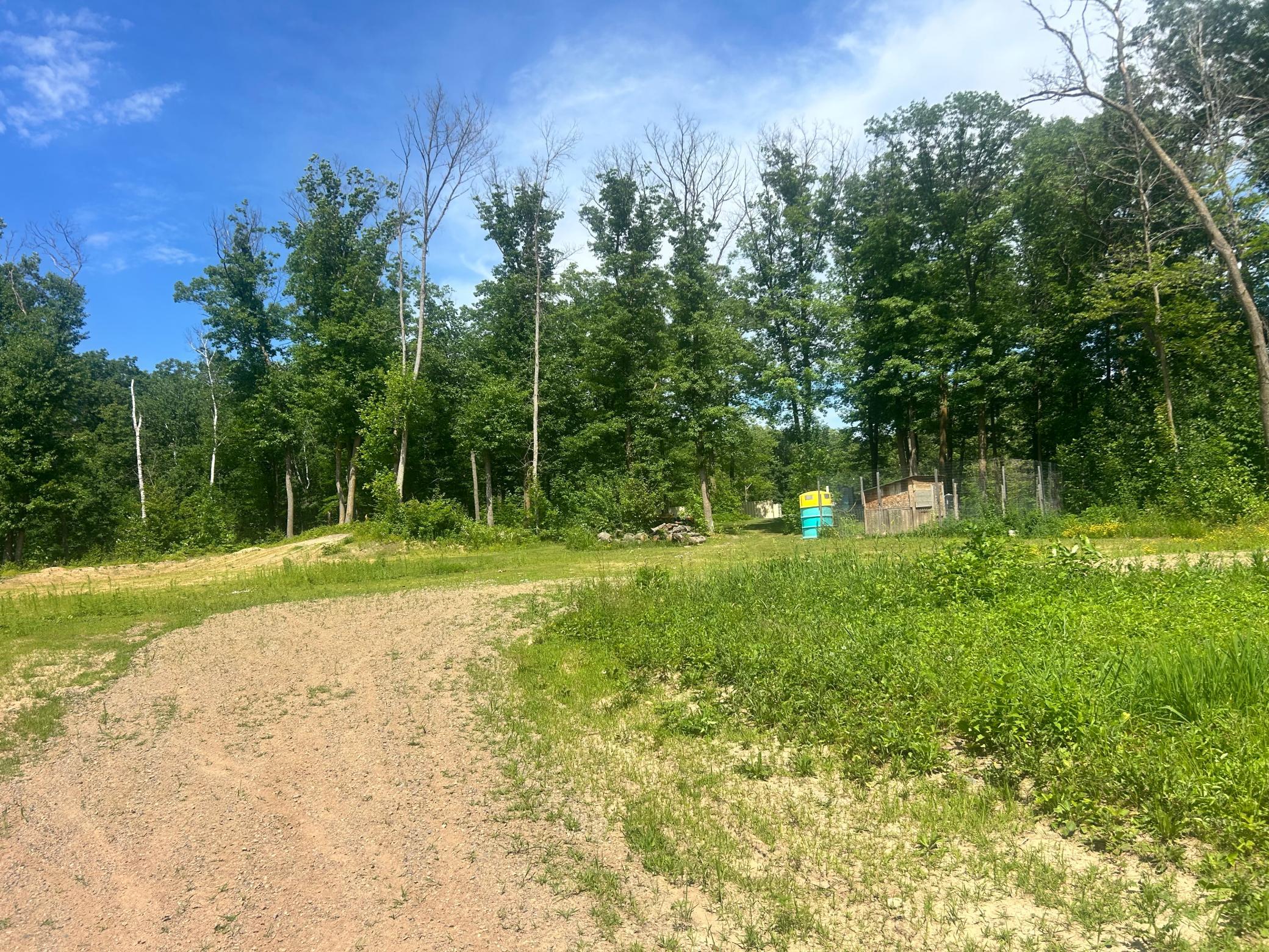 27536 Norway Trail Property Photo 2