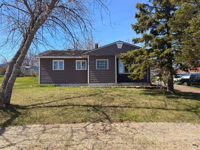 122 Banks Boulevard Property Photo 1