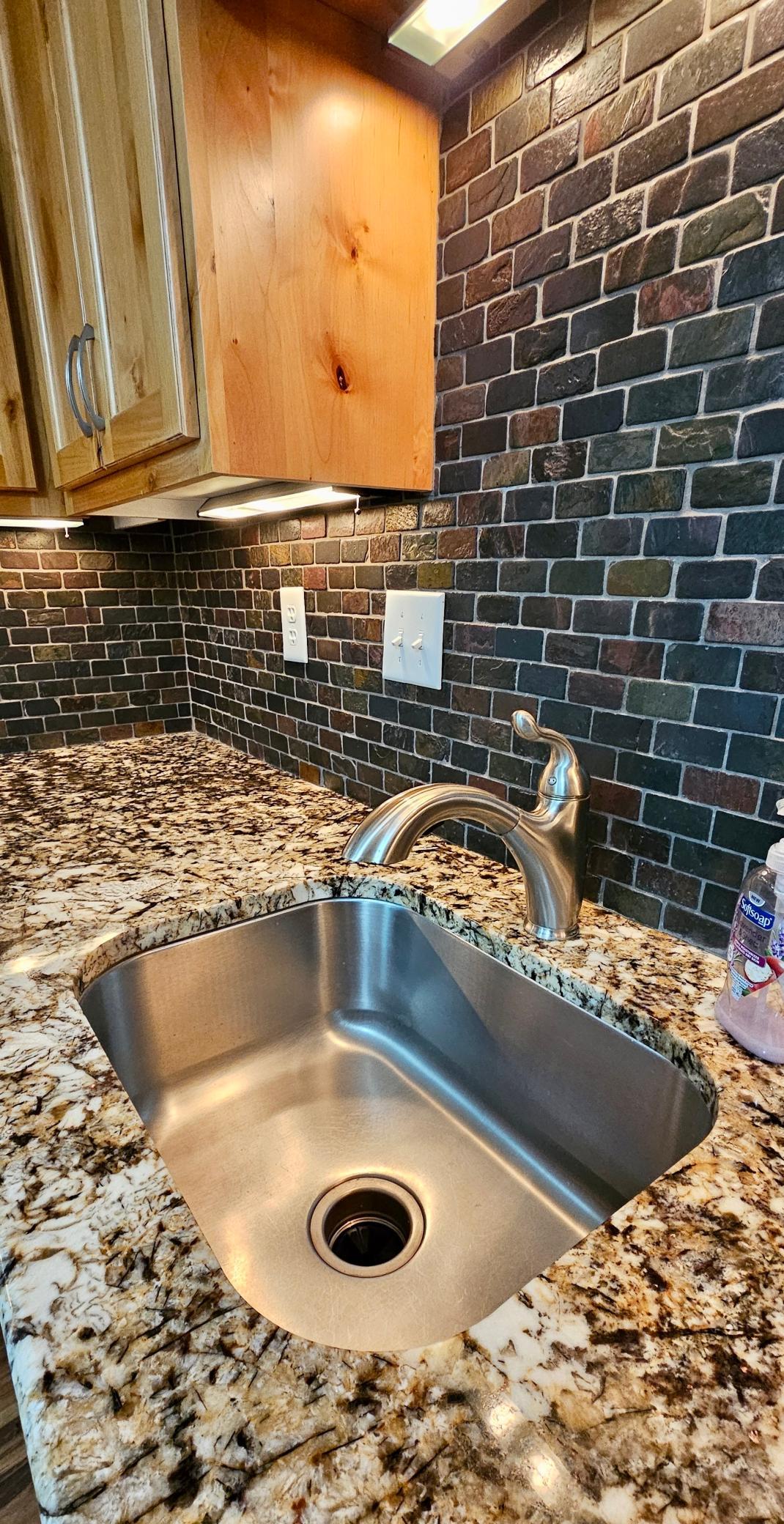 12600 Parkwood Drive 208 Property Photo 2