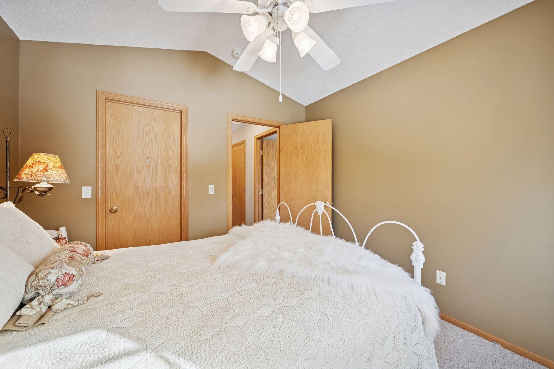 11419 17th Street Ne Property Photo 8