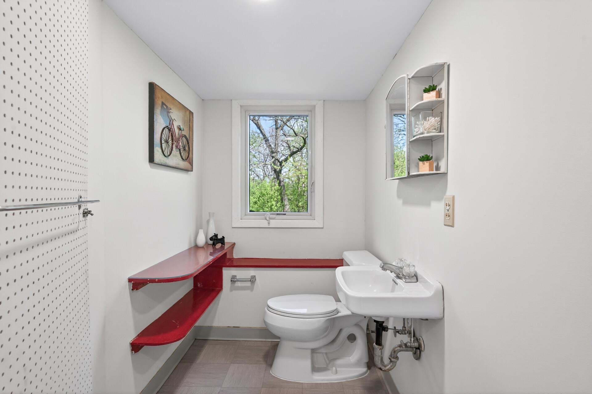 124 Ardmore Drive Property Photo 27