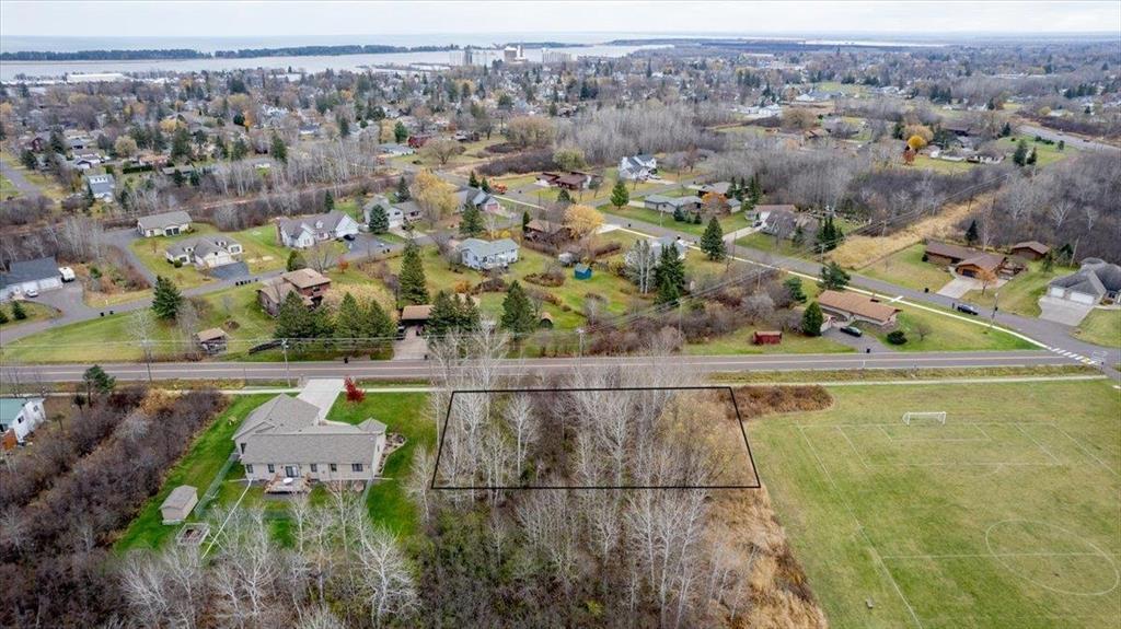 2409 Bardon Avenue Property Photo 4