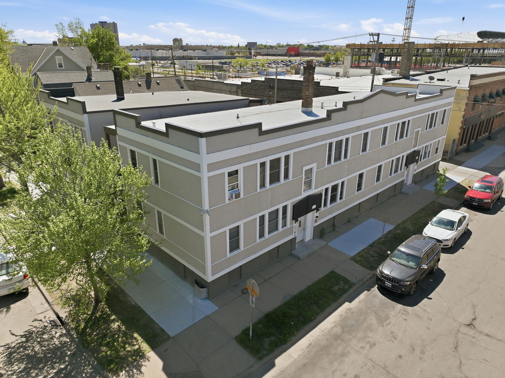1530 Sherburne Avenue Property Photo 10