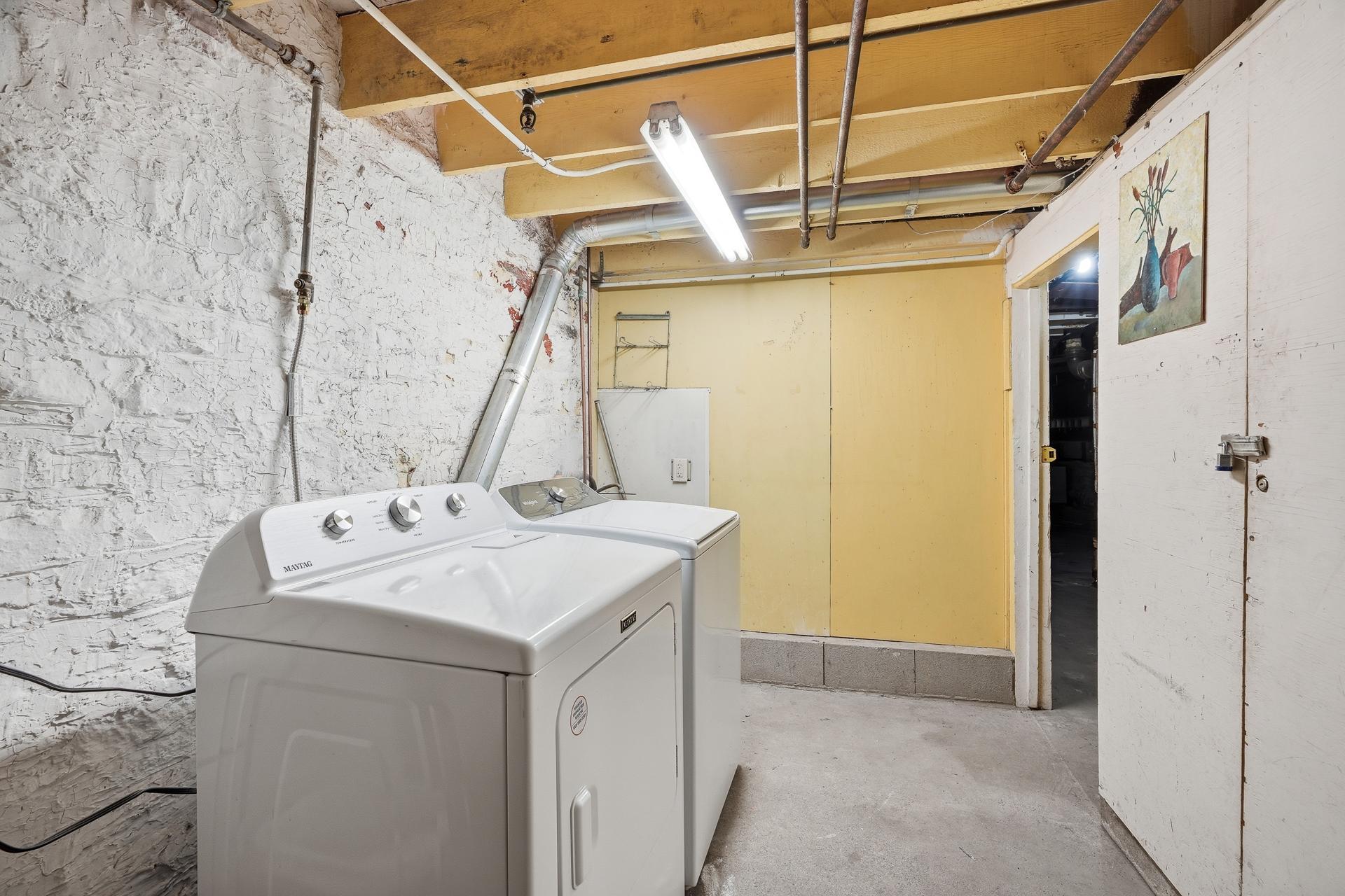 940 3rd Street E Property Photo 6
