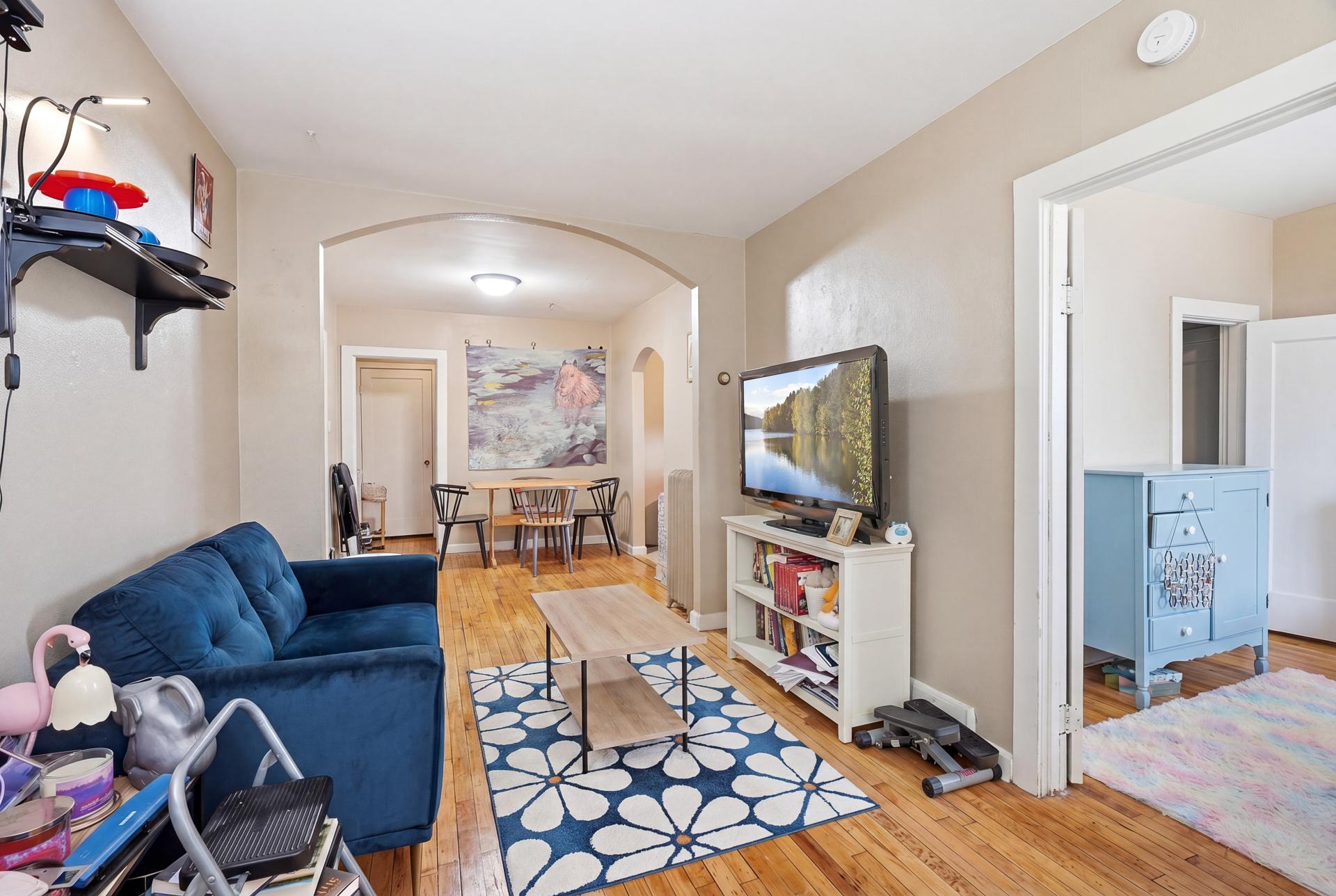 940 3rd Street E Property Photo 8