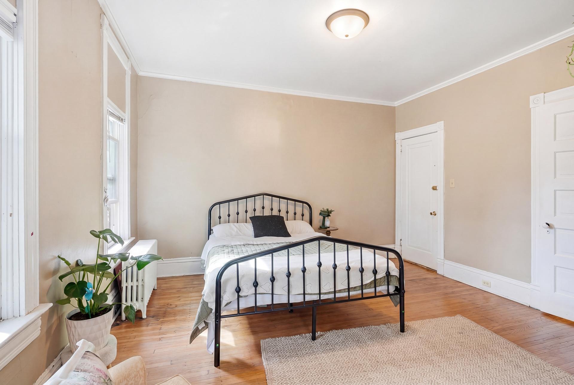 940 3rd Street E Property Photo 20