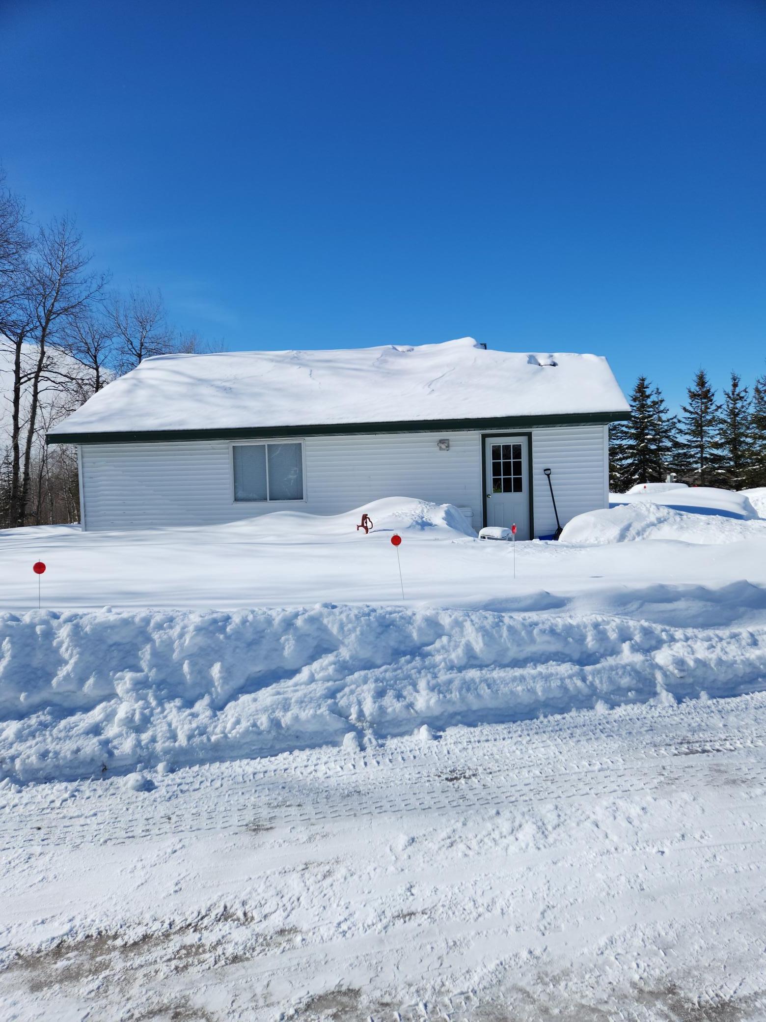 9453 Alango Road Property Photo 3