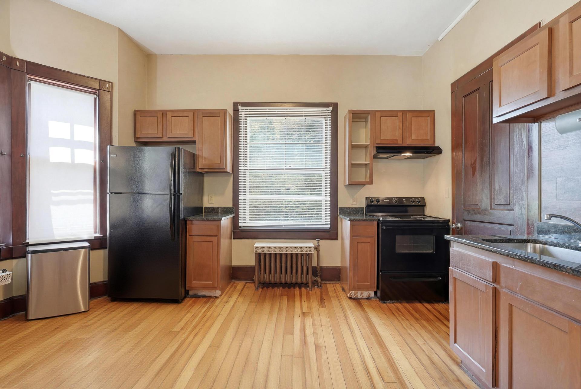 389 Maple Street Property Photo 11