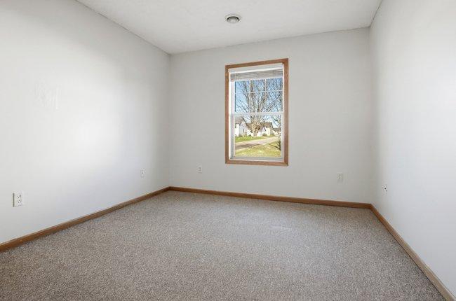 300 Cedar Street 15 Property Photo 6